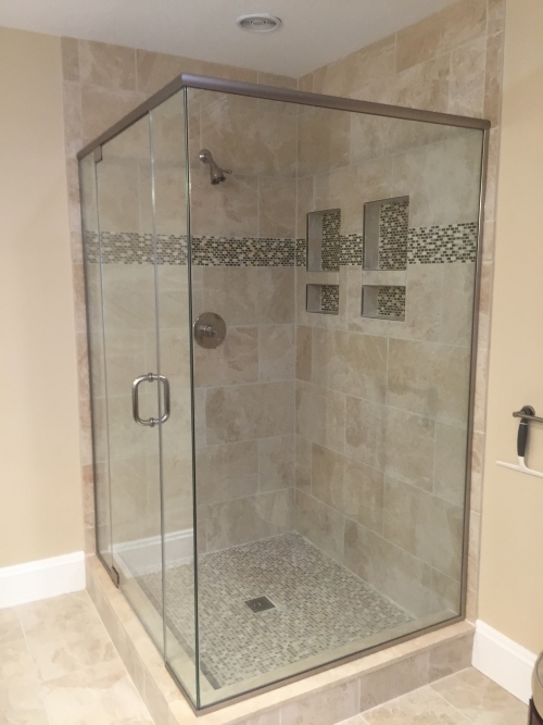 Custom Shower Doors & Enclosures – Custom Glass Products & Services